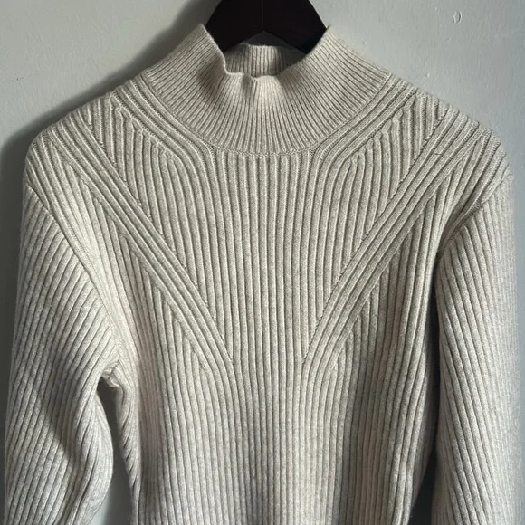 New H & M Fitted Mock Neck Plush Ribbed Long Sleeve Sweater Dress - Picture 7 of 12